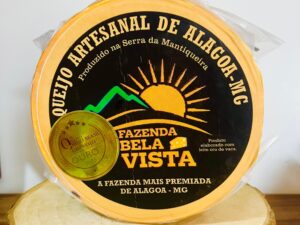 Queijo Artesanal Defumado 1 Kg (Ouro no Prêmio Queijo Brasil 2019)