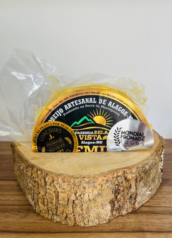 Queijo Artesanal Premium Fazenda Bela Vista 60 dias 500g (Ouro no Mundial de Queijos da França em 2019 e 2021)