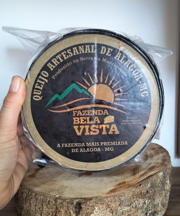 Queijo Capa Preta Fazenda Bela Vista 1 Kg - Image 2