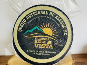 Queijo Capa Preta Fazenda Bela Vista 1 Kg
